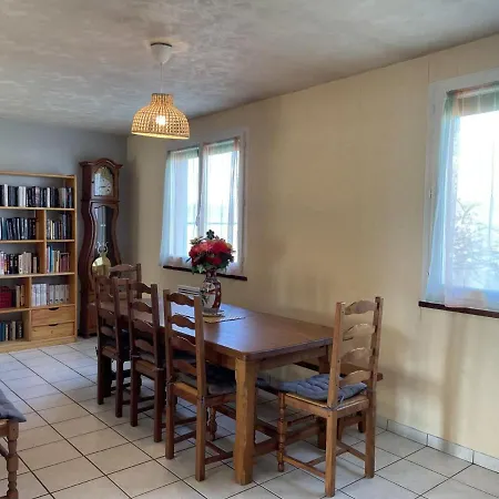 Gite Rustique Et Moderne Avec Jardin, Garage, A 3 Km De Moulins. Draps Et Linge Inclus, Animaux Acceptes. - Fr-1-489-428 Дом отдыха Аверм