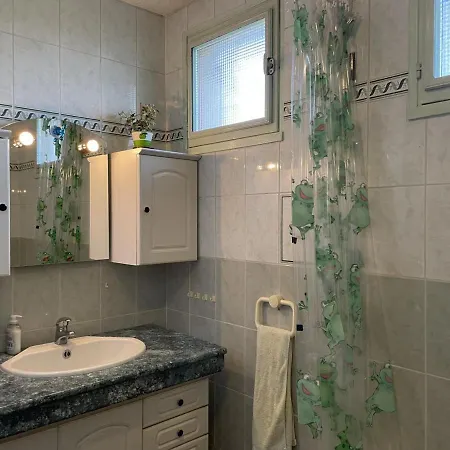 Дом отдыха Gite Rustique Et Moderne Avec Jardin, Garage, A 3 Km De Moulins. Draps Et Linge Inclus, Animaux Acceptes. - Fr-1-489-428
